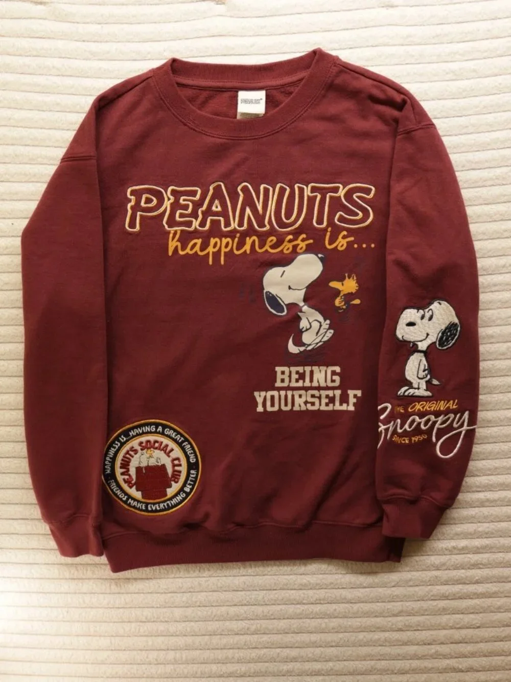 Peanuts-Snoopy SweatShirt Size XXS (00) Womens Happiness Is Being yourself Rare